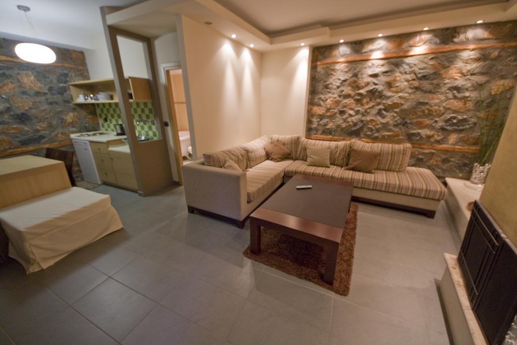 Onar Guesthouse Agios Athanasios  Bagian luar foto