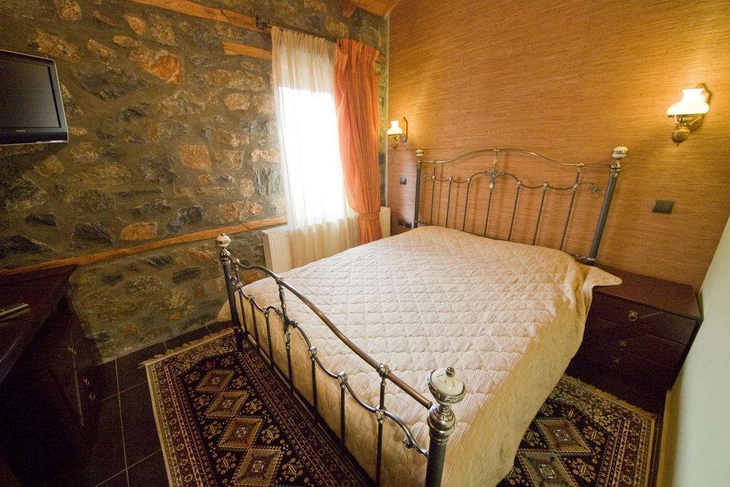 Onar Guesthouse Agios Athanasios  Bagian luar foto